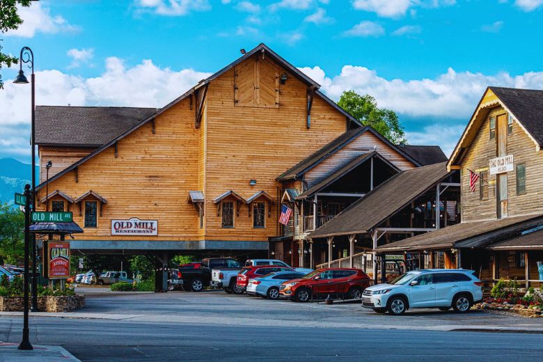 Restaurants Open on Thanksgiving Day in Pigeon Forge